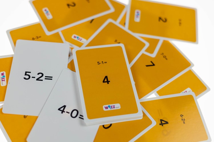 Somkaarten aftrekken onder de 10 met antwoord-3